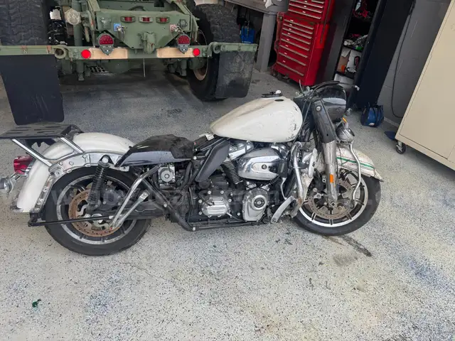 2022 Harley-Davidson FLHP Police