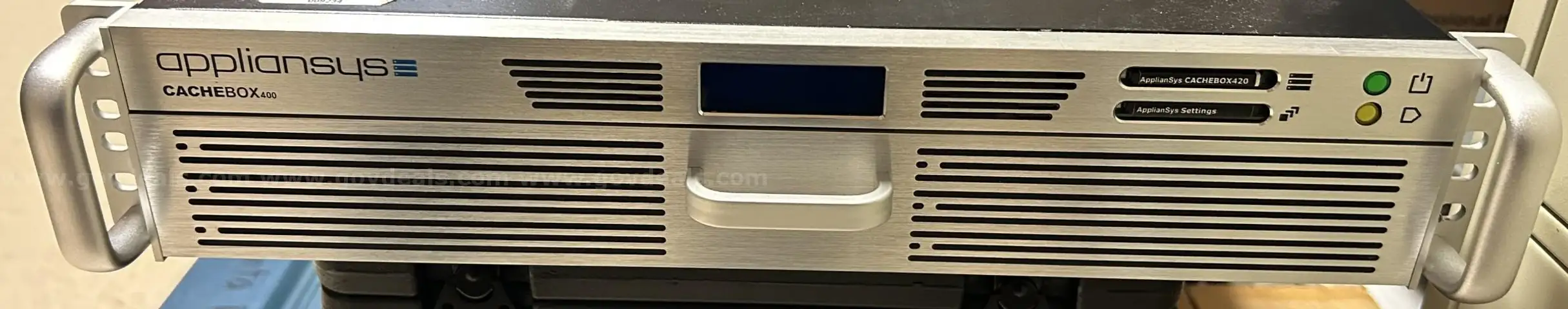 CACHEBOX 400 SERVER 8 Bays - Working Condition