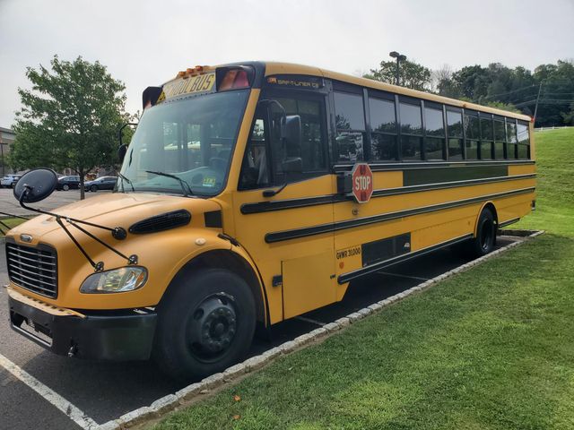 2007 Freightliner B2 Bus Chassis / Thomas Bus | AllSurplus