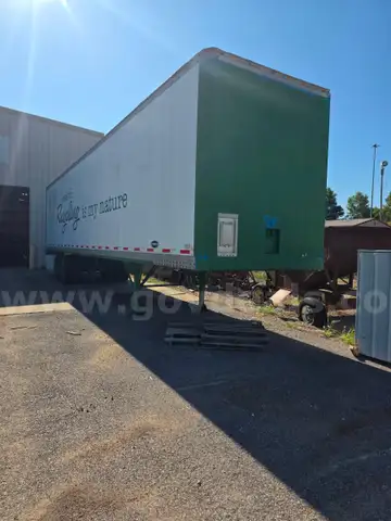 Strick enclosed semi trailer