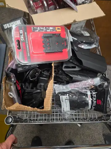 Safariland / Blackhawk Duty Holsters &#x26; Mounts &#x2013; Mixed Lot (ALS/SLS, 7TS, QLS, Paddle, TASER X26, etc.)