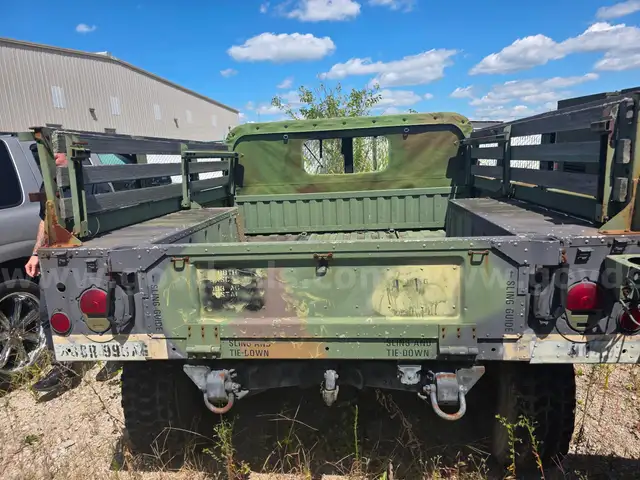1989 AM General M998 HMMWV 4x4 Utility Truck