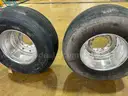 Lot of 2 Alcoa wheels 22.5 - Mounted