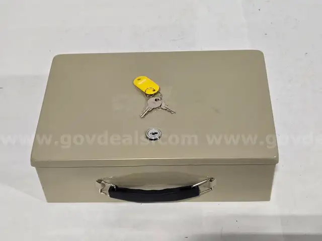 Lock Box w/ Keys (Anchorage, AK)