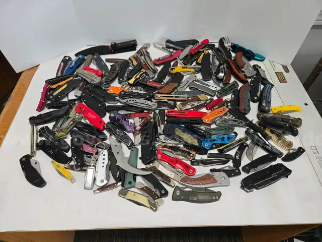 25 lbs. of Knives (Anchorage, AK)