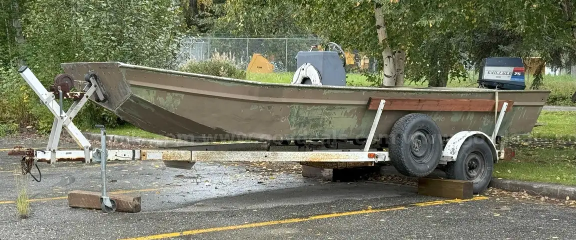 1980&#x27;s River Boat w/Motor and Trailer (*Fairbanks, AK*) IRIS
