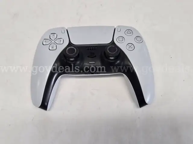 Playstation 5 Controller (Anchorage, AK)