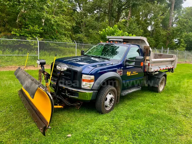 2008 Ford F-550 Dump Truck   LOW MILEAGE!!!