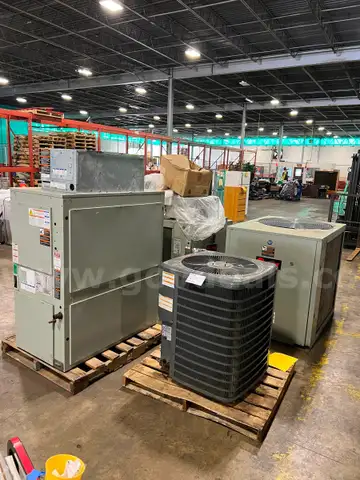 Lot of HVAC Units **Working Condition UNKNOWN
