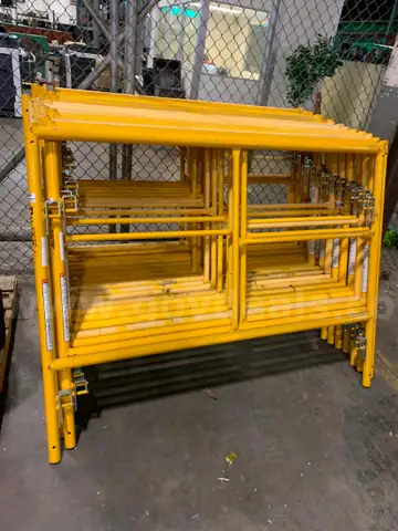 Assorted Scaffolding Parts