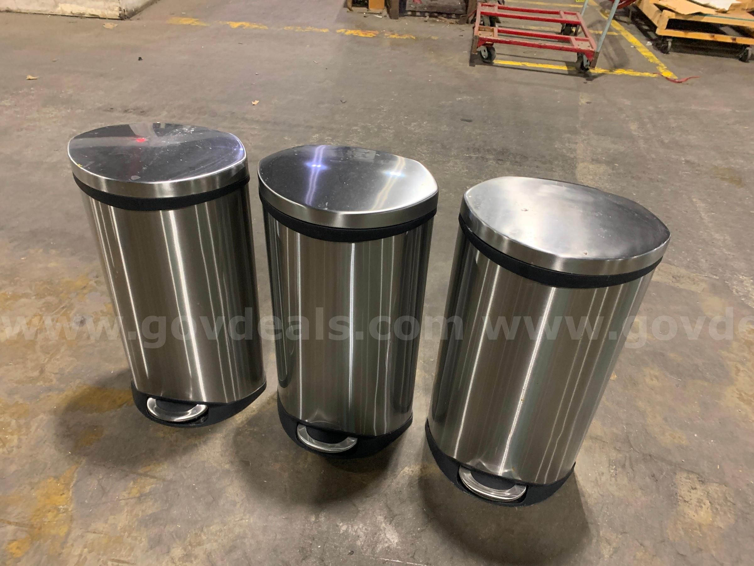 3 Trash Cans | AllSurplus
