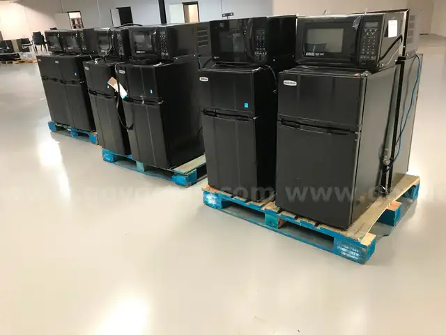 3 Pallets Microfridges