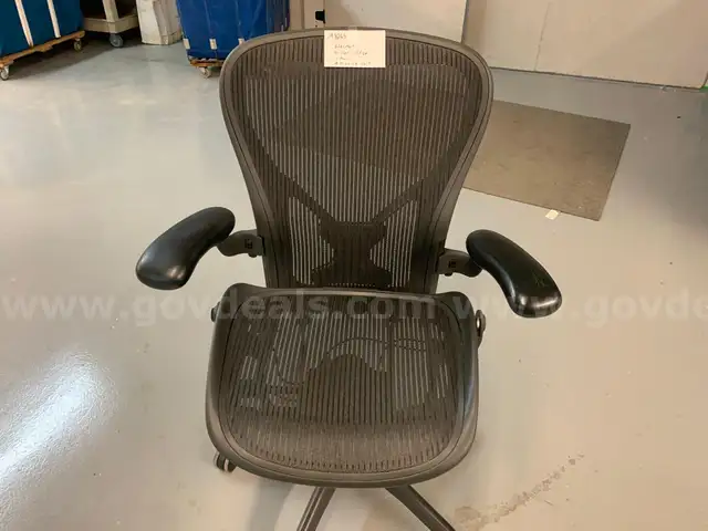 Herman Miller Office Chair MISSING PART