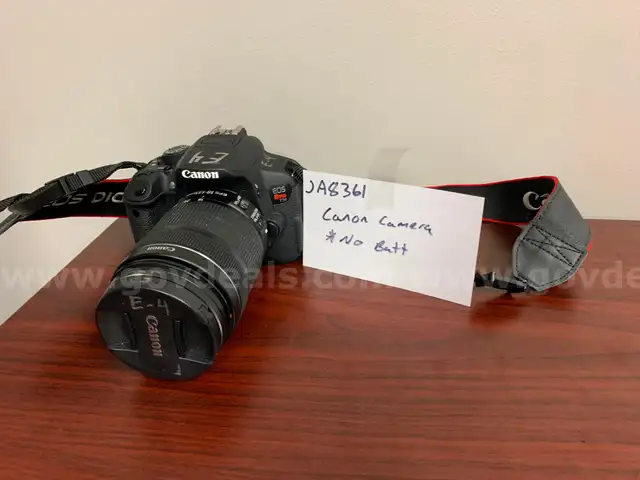 Canon Rebel T5i Camera **NO Battery