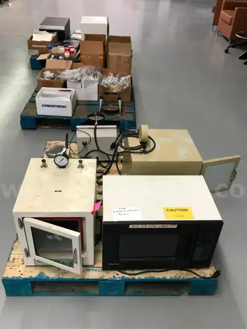3 Pallets of Lab/Scientific Equipment