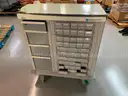 Medical Cart NO KEYS