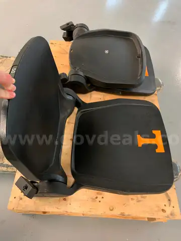 2 Power &#x22;T&#x22; Stadium Seats