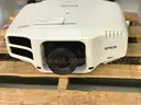 Epson Pro G7400U Projector