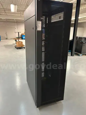 server rack Empty