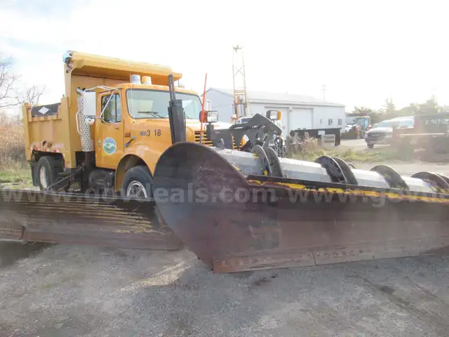 1998 International 4700 Plow Truck