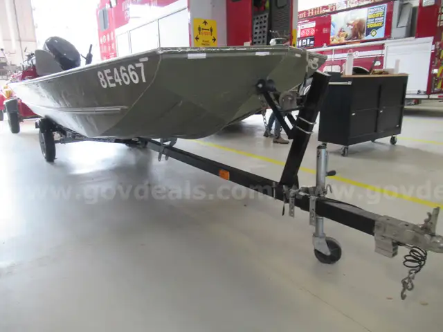 1996 OMC Aluminum Boat