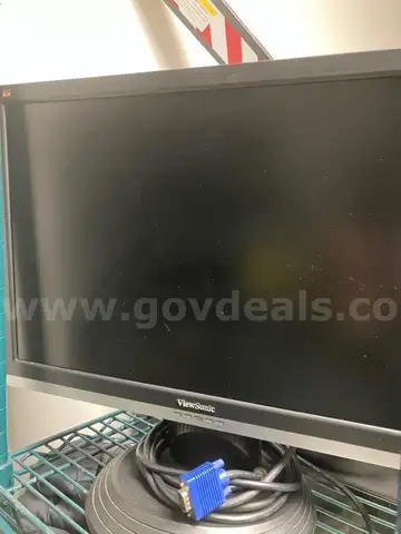 Black 15inch monitor/ Dell tower