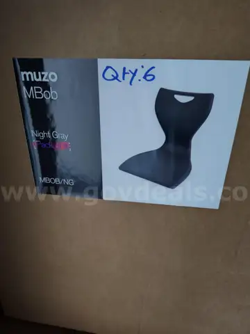 Floor Mat Seat