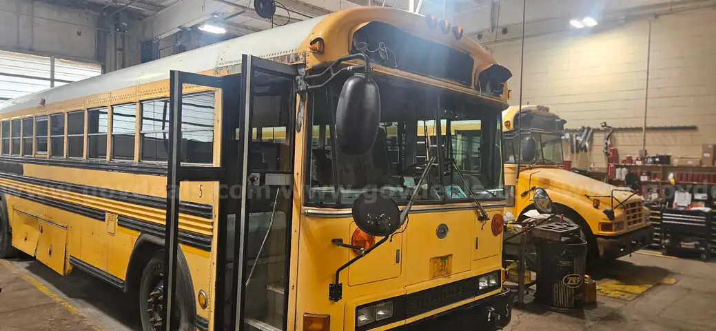 2004 Blue Bird All American/All Canadian