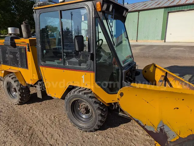 Trackless Sidewalk Plow
