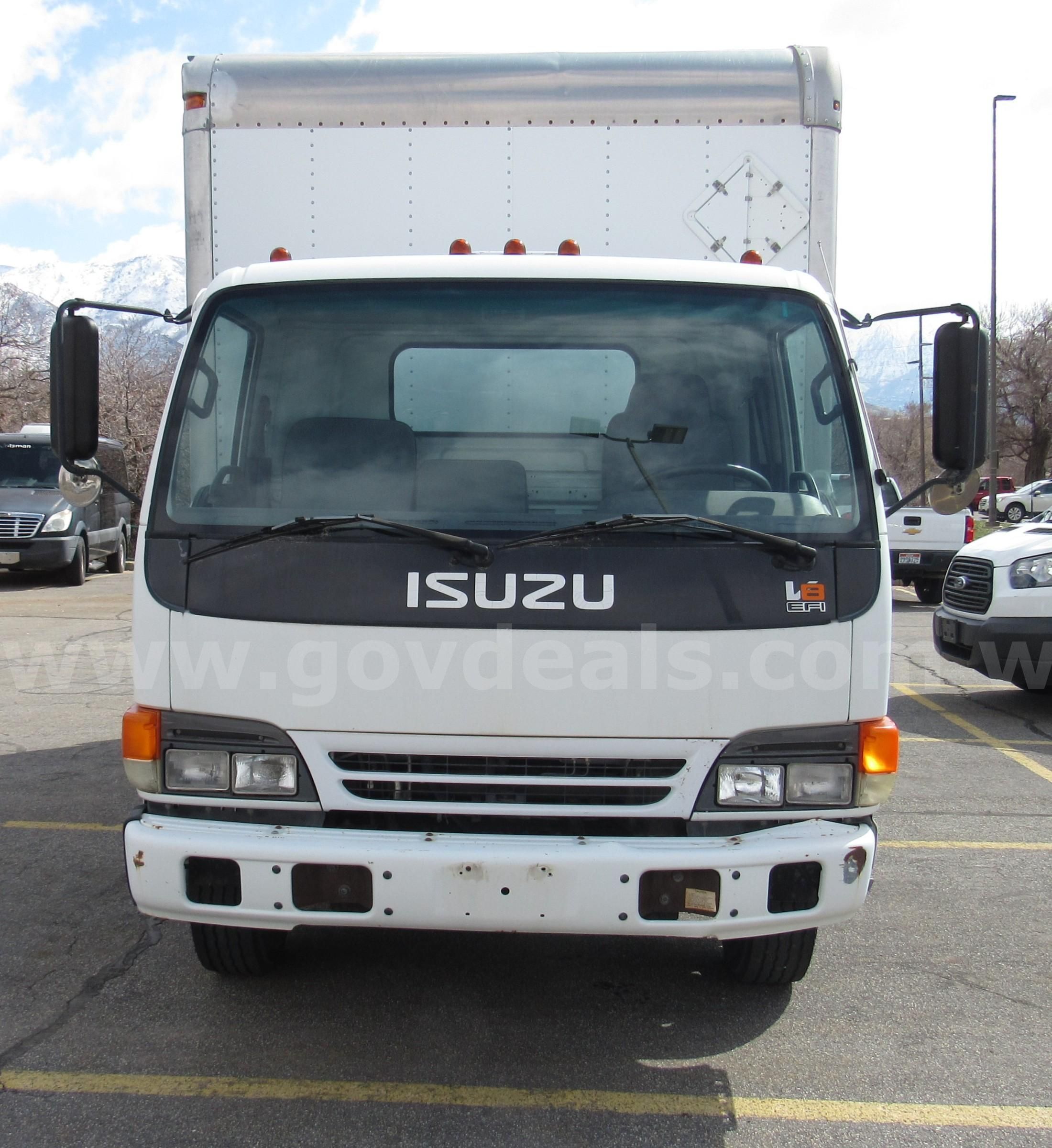 1999 Isuzu NPR HD 12 Foot Box Truck with Lift Gate V01435 U2782