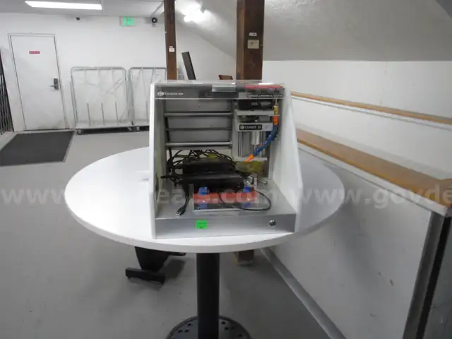 Nomad 883 Pro CNC Milling Machine U3228