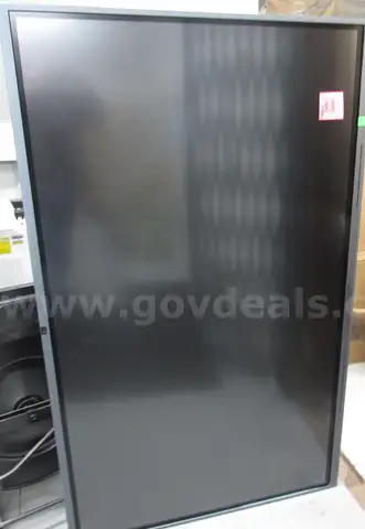 Max Hub Smart Screen * Condition Unknown * U3239