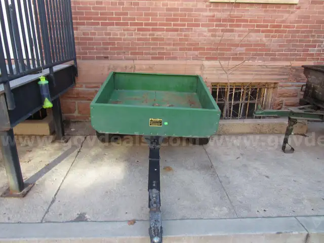 John Deere Trailer  U3247