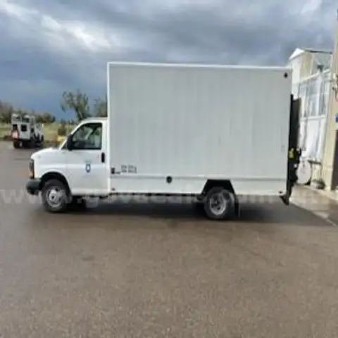 2010 GMC Savana