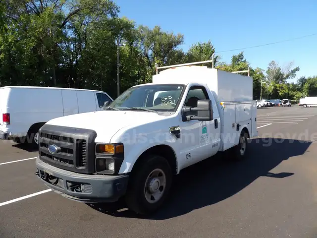 2009 Ford F-250 SD XL 2WD