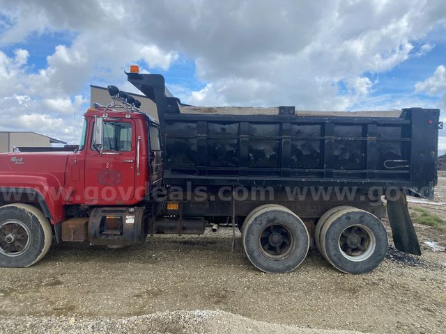 1989 Mack Dump Truck | GovDeals