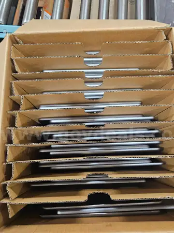Lot of 34 Apple iPads
