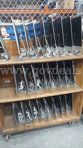 LOT OF 57 APPLE IMAC COMPUTERS