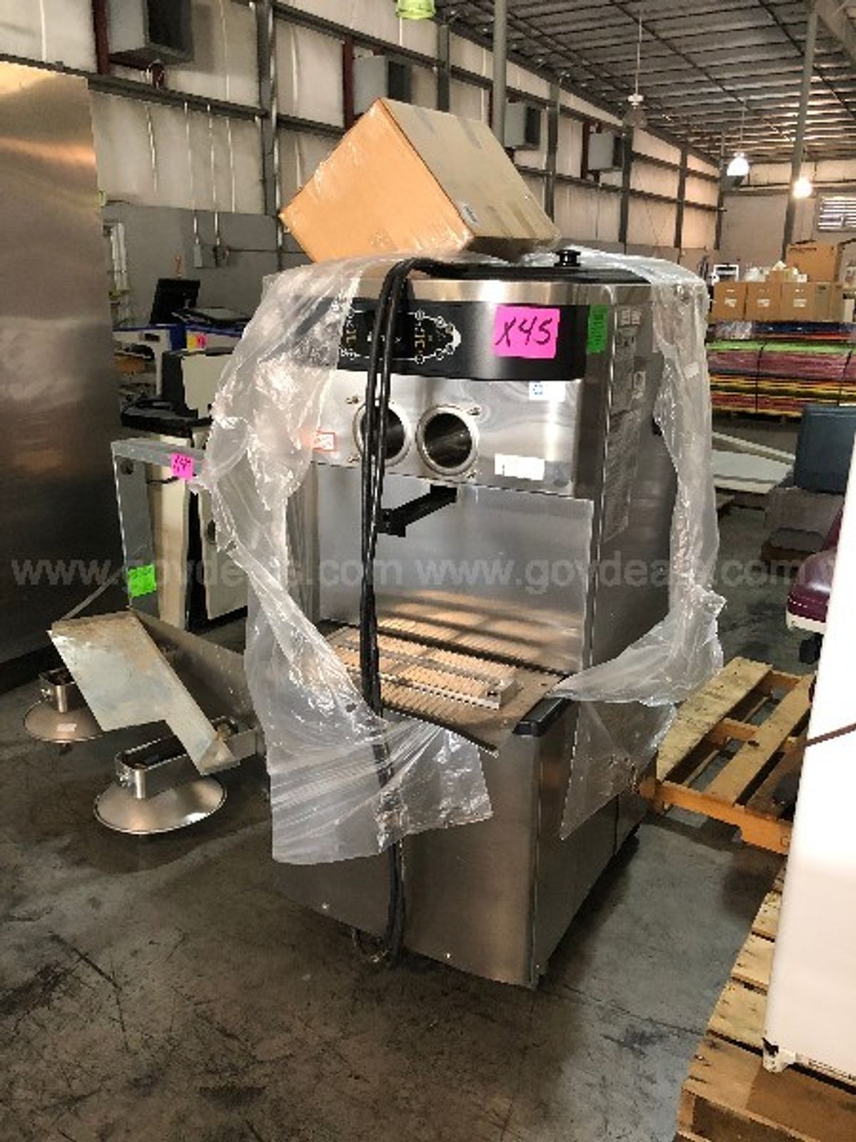 Taylor C712 Soft Serve Ice Cream Machine | AllSurplus