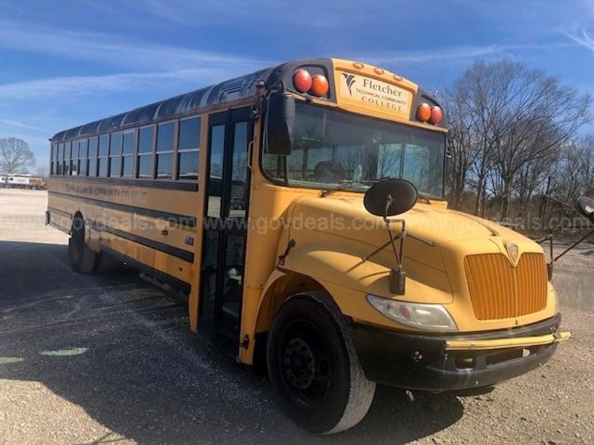 2006 IC Bus CE Series School Bus | AllSurplus