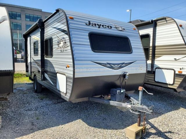 2020 JAYCO JayFlight Travel Trailer | AllSurplus