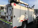 2009 Freightliner M2 106