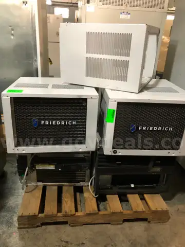 A/V Equipment (5 pcs)