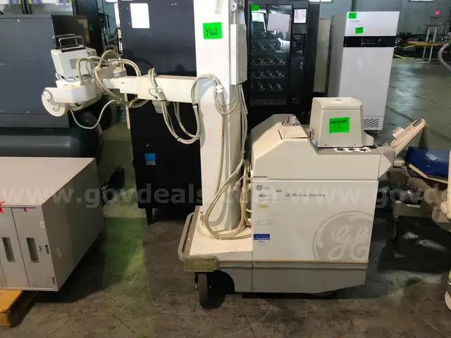 Lab Equipment (2 pcs)