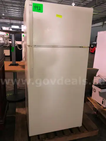 Refrigerator