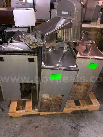 Drinking Fountain (7 pcs)