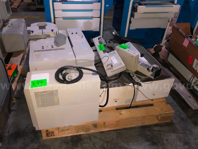 Lab Equipment (5 pcs)