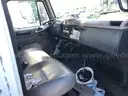 2002 International 4700 WITH VERSALIFT ATTACHED