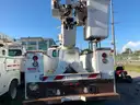2002 International 4700 WITH VERSALIFT ATTACHED
