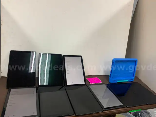 Amazon Slate Tablets w/Rubber Case (9 pcs)